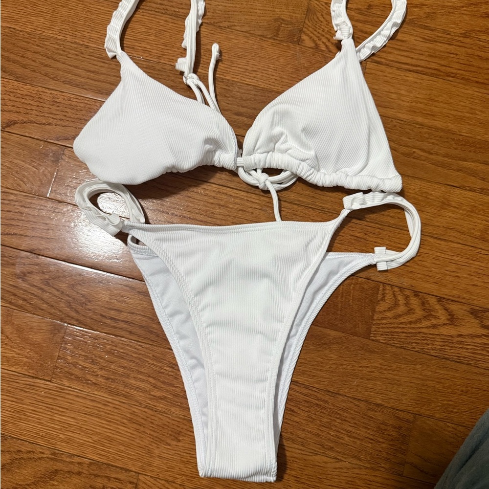 Unworn White Ribbed String Bikini Set
